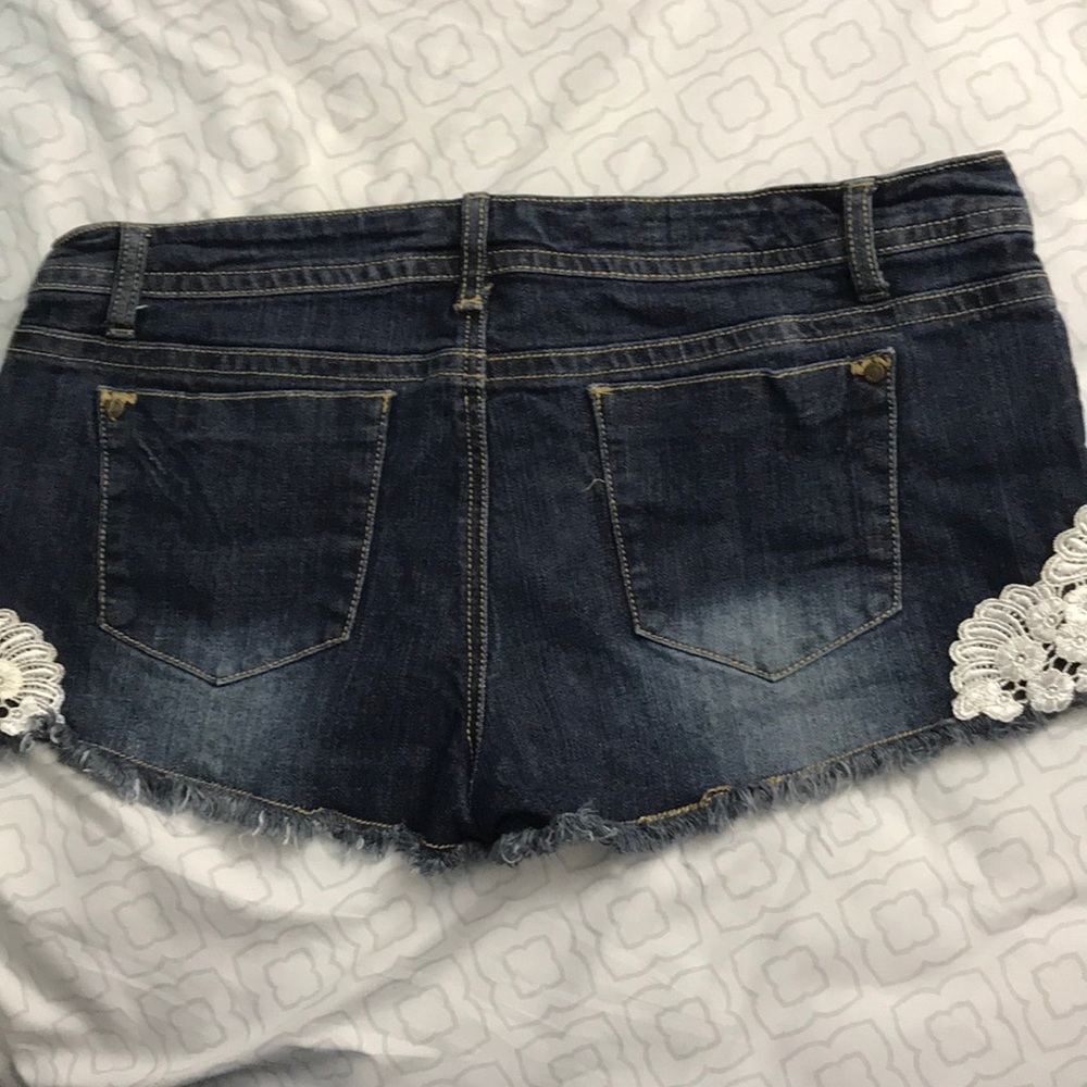 Shorts - Picture 2 of 2
